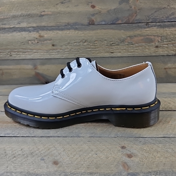 Dr. Martens AirWair 1461 White Patent Leather Oxford Shoes  NEW - Picture 6 of 10